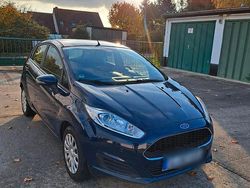 Blau Gebraucht 2016 Ford Fiesta Limousine | 4.999 € (Guter Preis)