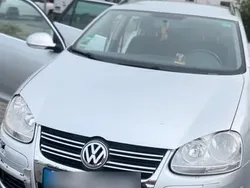 Grau Gebraucht 2009 VW Golf VI Kombi | 4.200 € (Guter Preis)
