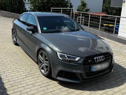 Grau Gebraucht 2017 Audi S3 S-Line Limousine | 22.000 € (Fairer Preis)