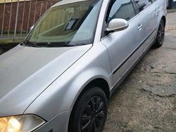 Silber Gebraucht 2005 VW Passat Kombi | 1.700 € (Fairer Preis)