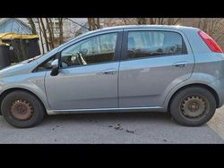 Grau Gebraucht 2009 Fiat Punto Kleinwagen | 999 €