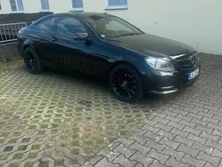 Schwarz Gebraucht 2011 Mercedes C250 Coupé | 12.700 € (Fairer Preis)