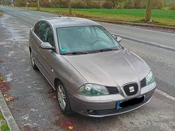 Grau Gebraucht 2003 Seat Cordoba Limousine | 2.850 €