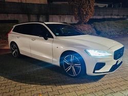 Weiß Gebraucht 2019 Volvo V60 Kombi | 21.999 € (Fairer Preis)