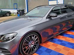 Grau Gebraucht 2019 Mercedes E400 AMG Kombi | 39.000 € (Fairer Preis)