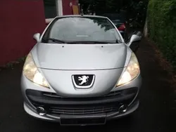 Schwarz Gebraucht 2007 Peugeot 207 CC Platinum Cabrio | 2.500 € (Superpreis)