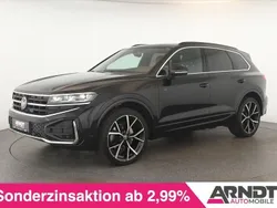 Grenadillschwarz Gebraucht 2024 VW Touareg R-line SUV | 69.884 € (Guter Preis)