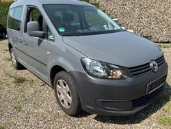 Grau Gebraucht 2013 VW Caddy Van / Kleinbus | 7.900 € (Fairer Preis)