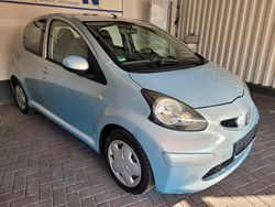 Blau Gebraucht 2006 Toyota Aygo Cool Kleinwagen | 2.500 € (Fairer Preis)