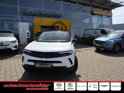 Arktis weiß Gebraucht 2023 Opel Mokka SUV | 19.490 € (Fairer Preis)