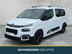 Weiß Gebraucht 2023 Citroën Berlingo Feel Van / Kleinbus | 27.380 € (Fairer Preis)
