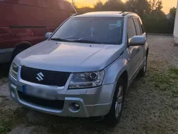 Weiß Gebraucht 2009 Suzuki Grand Vitara SUV | 4.000 €