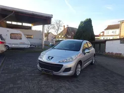 Aluminiumgrau/metalliclackie Gebraucht 2010 Peugeot 207 Tendance Kleinwagen | 5.900 € (Teuer)