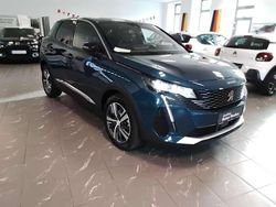 Smaragdgrünmetallik Gebraucht 2023 Peugeot 3008 Allure | 27.980 € (Teuer)