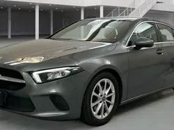 Mountaingrau met. Gebraucht 2019 Mercedes A180 Limousine | 21.890 € (Etwas zu teuer)