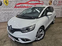 Weiß Gebraucht 2016 Renault Scénic III Experience Van / Kleinbus | 10.890 € (Fairer Preis)