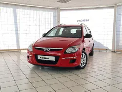 Rot Gebraucht 2010 Hyundai i30 Edition Kombi | 4.990 € (Teuer)