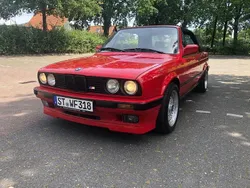 Rot Gebraucht 1991 BMW 318 Cabriolet Sport Line Cabrio | 18.850 €