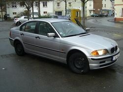 Silber metallic Gebraucht 1999 BMW 2000 Limousine | 3.600 €