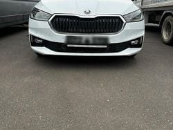 Weiß Gebraucht 2024 Skoda Fabia Drive Kombi | 17.890 € (Guter Preis)