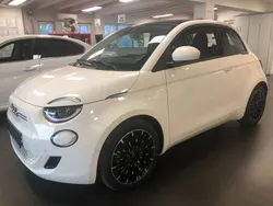 Weiß Gebraucht 2022 Fiat 500e Icon | 17.990 € (Fairer Preis)