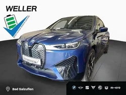 Blau Gebraucht 2024 BMW iX Sport Line SUV | 53.290 € (Guter Preis)