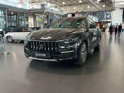 Schwarz Gebraucht 2020 Maserati Levante GranLusso SUV | 54.980 € (Fairer Preis)