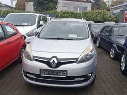 Platingrau Gebraucht 2013 Renault Scénic III Bose Edition Van / Kleinbus | 6.499 € (Fairer Preis)