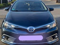 Blau Gebraucht 2015 Toyota Auris Touring Sports Kombi | 14.000 € (Etwas zu teuer)