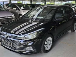Phantom black. / mic Gebraucht 2020 Hyundai i20 YES! Kleinwagen | 15.000 € (Fairer Preis)