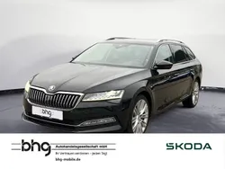 Schwarz Gebraucht 2023 Skoda Superb Style Kombi | 37.930 € (Fairer Preis)
