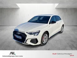 Weiß Gebraucht 2022 Audi A3 Sportback e-tron S-Line Limousine | 30.840 € (Etwas zu teuer)