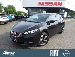 Schwarz black (m) Gebraucht 2020 Nissan Leaf N-Connecta Kleinwagen | 20.990 € (Etwas zu teuer)