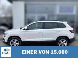Weiß Gebraucht 2021 Skoda Karoq SUV | 26.650 € (Fairer Preis)