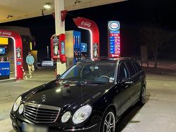 Schwarz Gebraucht 2009 Mercedes E320 Avantgarde Kombi | 5.850 € (Fairer Preis)