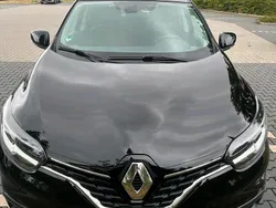 Schwarz Gebraucht 2018 Renault Kadjar Life SUV | 12.500 € (Fairer Preis)