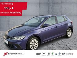 Vibrant violet metallic Gebraucht 2023 VW Polo Life Kleinwagen | 16.160 € (Fairer Preis)