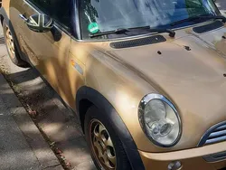 Gold Gebraucht 2004 Mini Cooper Kleinwagen | 1.799 € (Etwas zu teuer)