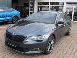 Grau Gebraucht 2017 Skoda Superb SportLine Kombi | 14.990 € (Fairer Preis)