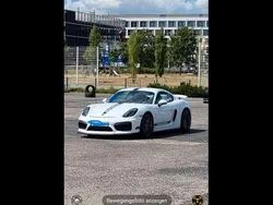 Weiß Gebraucht 2016 Porsche Cayman GT4 Coupé | 94.000 € (Fairer Preis)