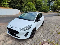Weiß Gebraucht 2017 Ford Fiesta Trend Kleinwagen | 10.500 € (Fairer Preis)