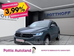 Blau Gebraucht 2023 VW T-Roc Life SUV | 22.222 € (Guter Preis)