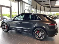 Grau Gebraucht 2023 Porsche Macan S Sport SUV | 85.900 € (Teuer)