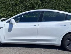 Weiß Gebraucht 2020 Tesla Model 3 Long Range AWD Limousine | 22.500 € (Fairer Preis)