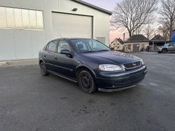 Blau Gebraucht 2003 Opel Astra Limousine | 980 € (Guter Preis)