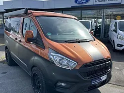 Hokkaidoorange metallic Gebraucht 2021 Ford Tourneo Custom Nugget Van | 54.995 € (Fairer Preis)