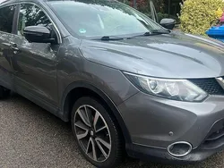 Grau Gebraucht 2016 Nissan Qashqai 360º SUV | 9.950 € (Guter Preis)