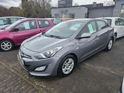 Steel gray Gebraucht 2013 Hyundai i30 Classic Kleinwagen | 5.990 € (Guter Preis)