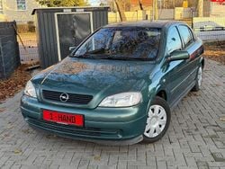 Grün Gebraucht 2001 Opel Astra Limousine | 1.800 € (Fairer Preis)