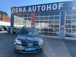 Grau Gebraucht 2005 Mitsubishi Outlander Motion SUV | 7.999 € (Teuer)